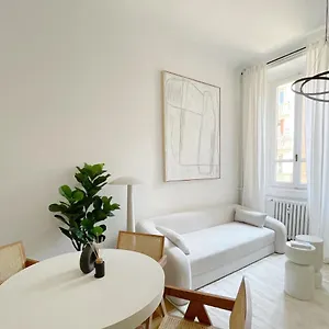 Appartamento Casa Unica - Typical & Charming - Navigli Ii, Milano